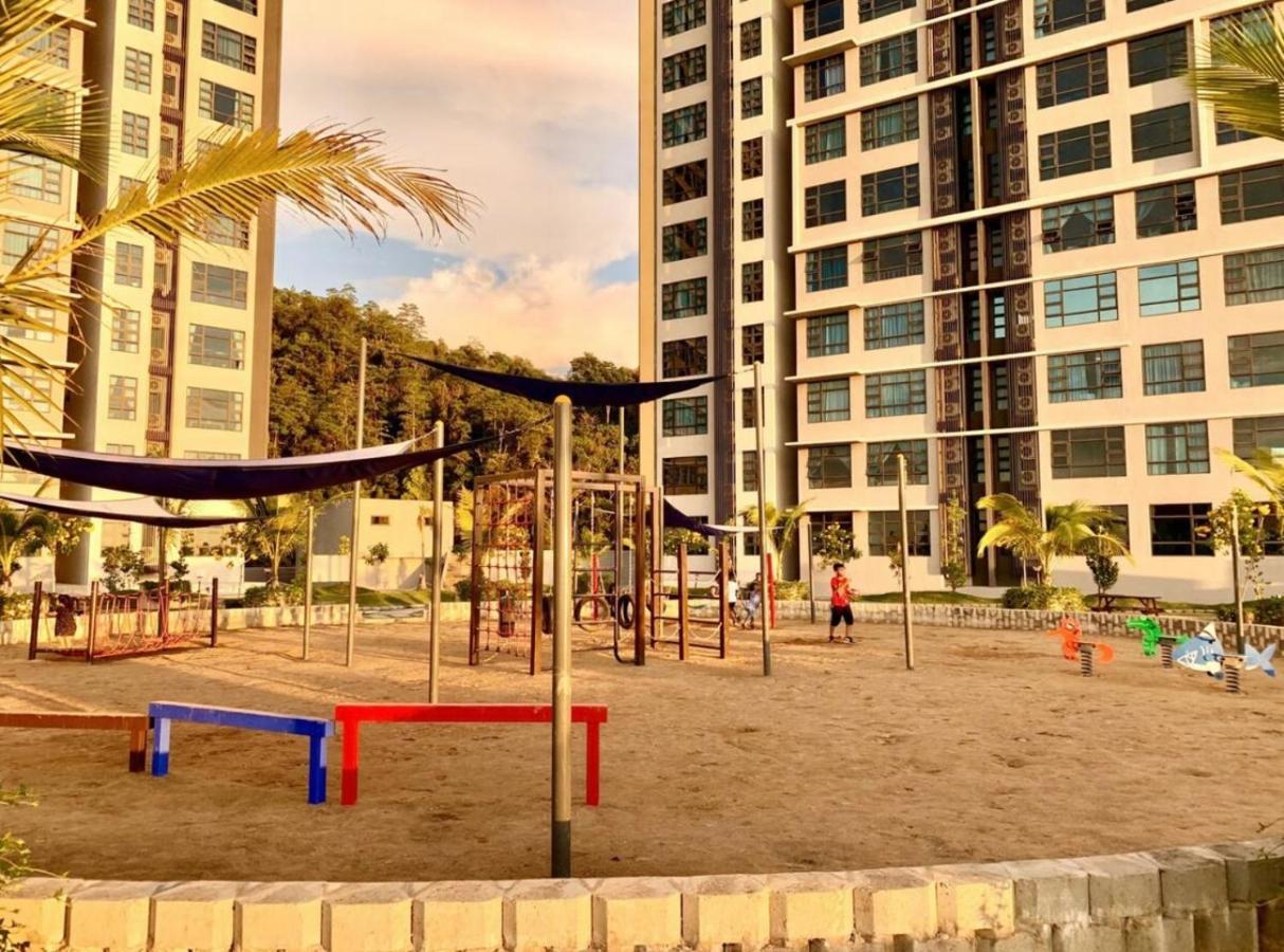 Botiza Suites At Jesselton Quay Kota Kinabalu Bagian luar foto